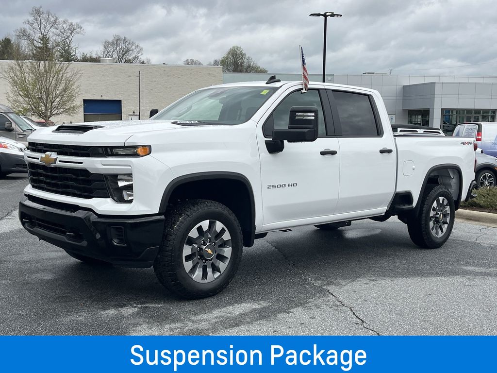 2025 Chevrolet Silverado 2500HD Custom photo