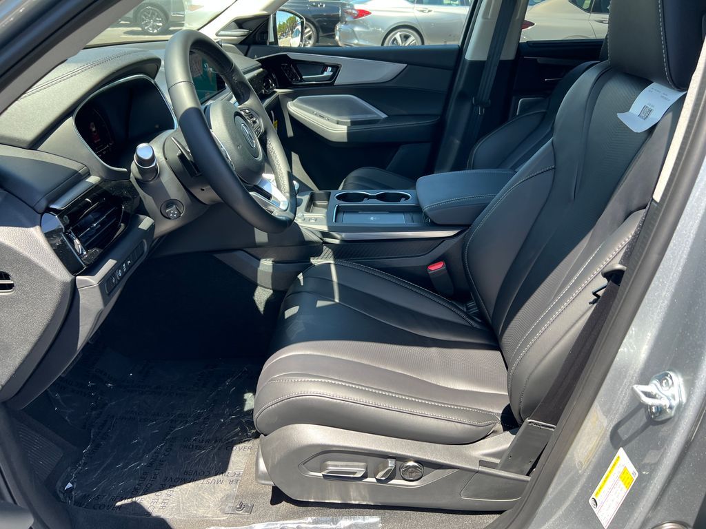 Thumbnail: 2026 Acura MDX - 13