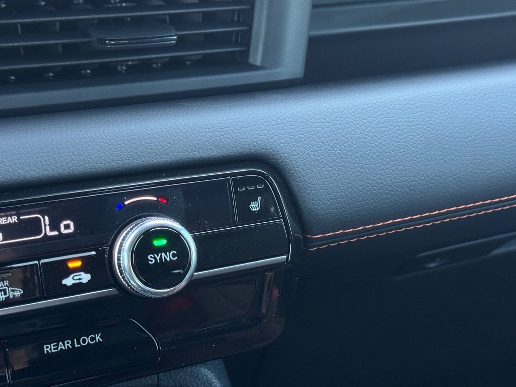 2025 Honda Pilot TrailSport White at Community Honda