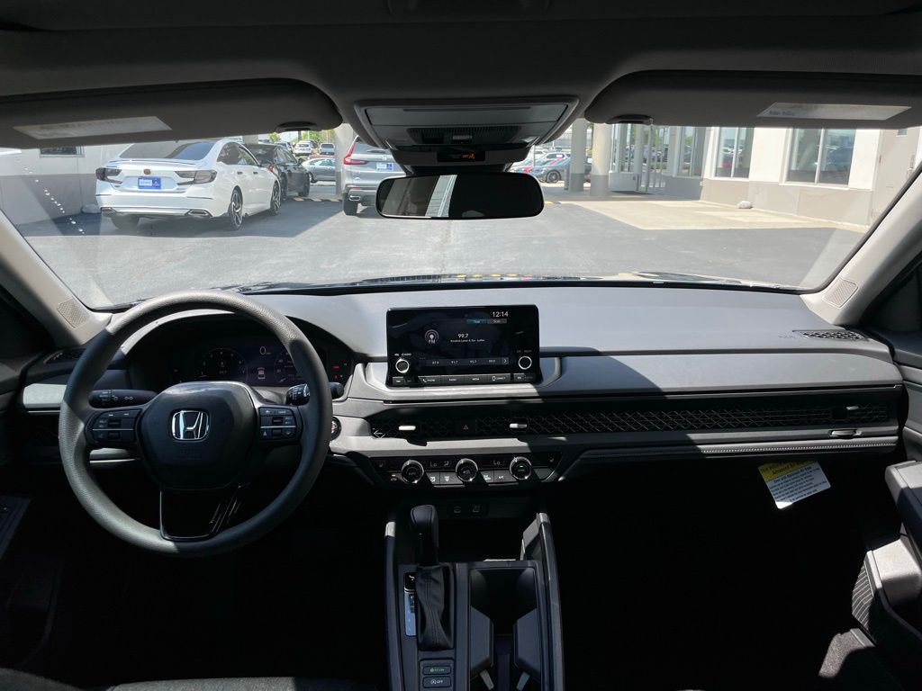 2025 Honda Accord SE 9