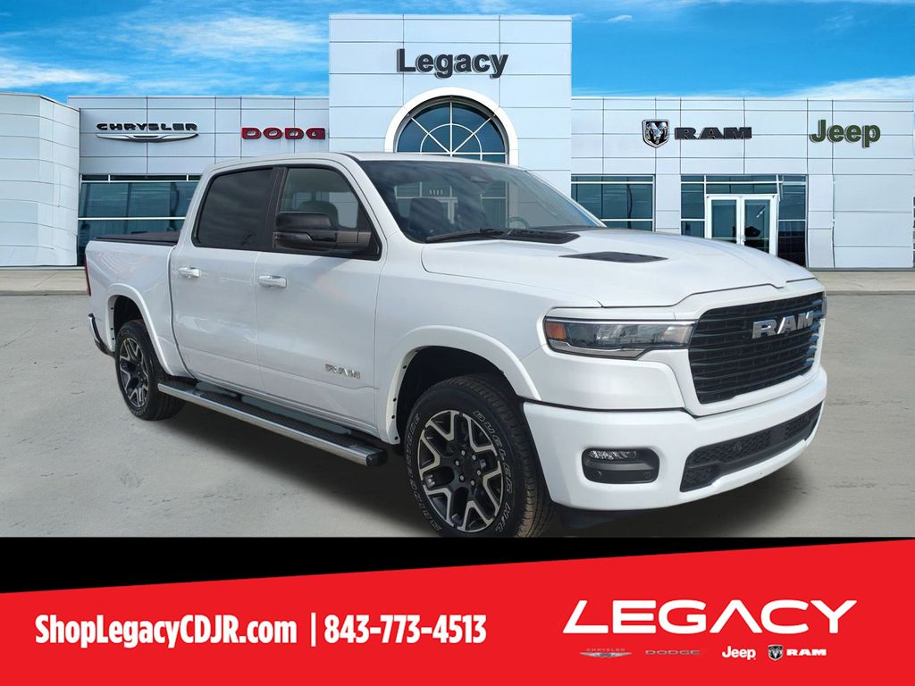 2025 RAM 1500 Laramie Crew Cab 4WD