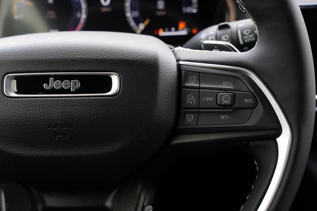 2026 Jeep Grand Cherokee Laredo - 8
