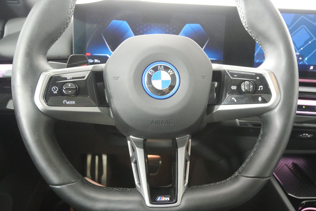 Thumbnail: 2024 BMW i5 - 23