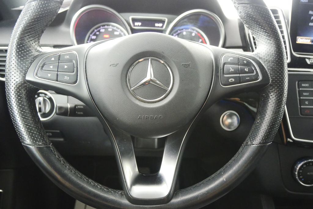 Thumbnail: 2017 Mercedes-Benz GLE - 18