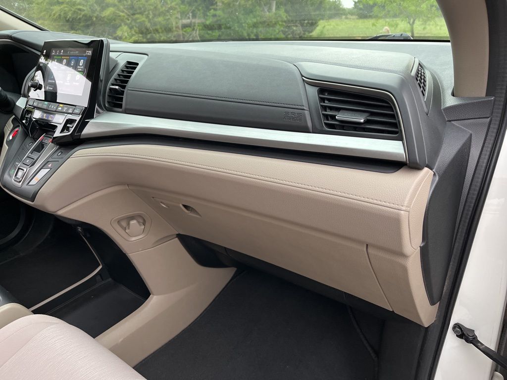 2018 Honda Odyssey EX 26