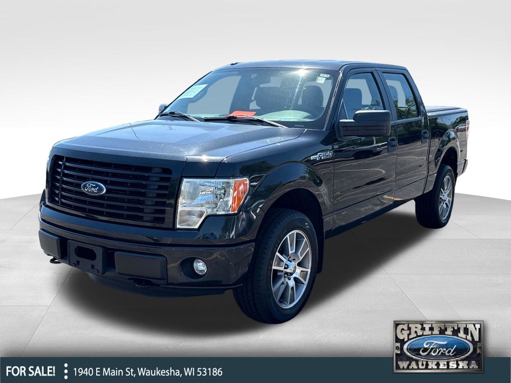 Tuxedo Black Metallic 2014 Ford F-150 Pickup Truck Four-Wheel Drive 6-Speed Automatic