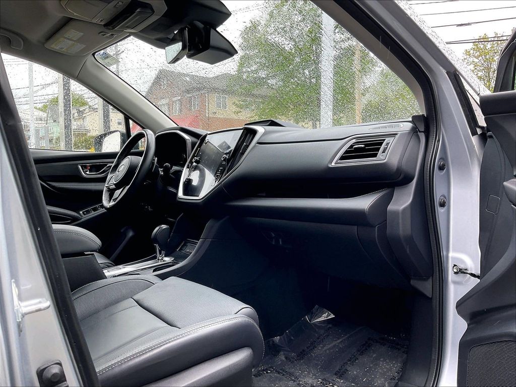 2023 Subaru Ascent — photo 14