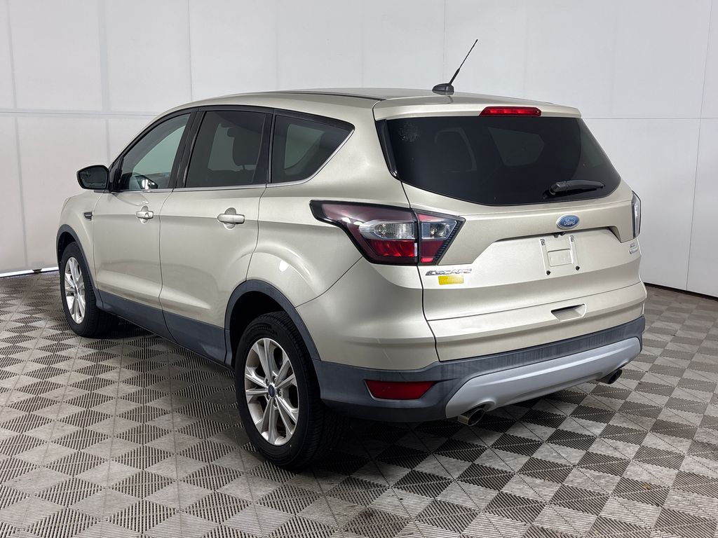 Used 2017 Gold Ford SE image 7