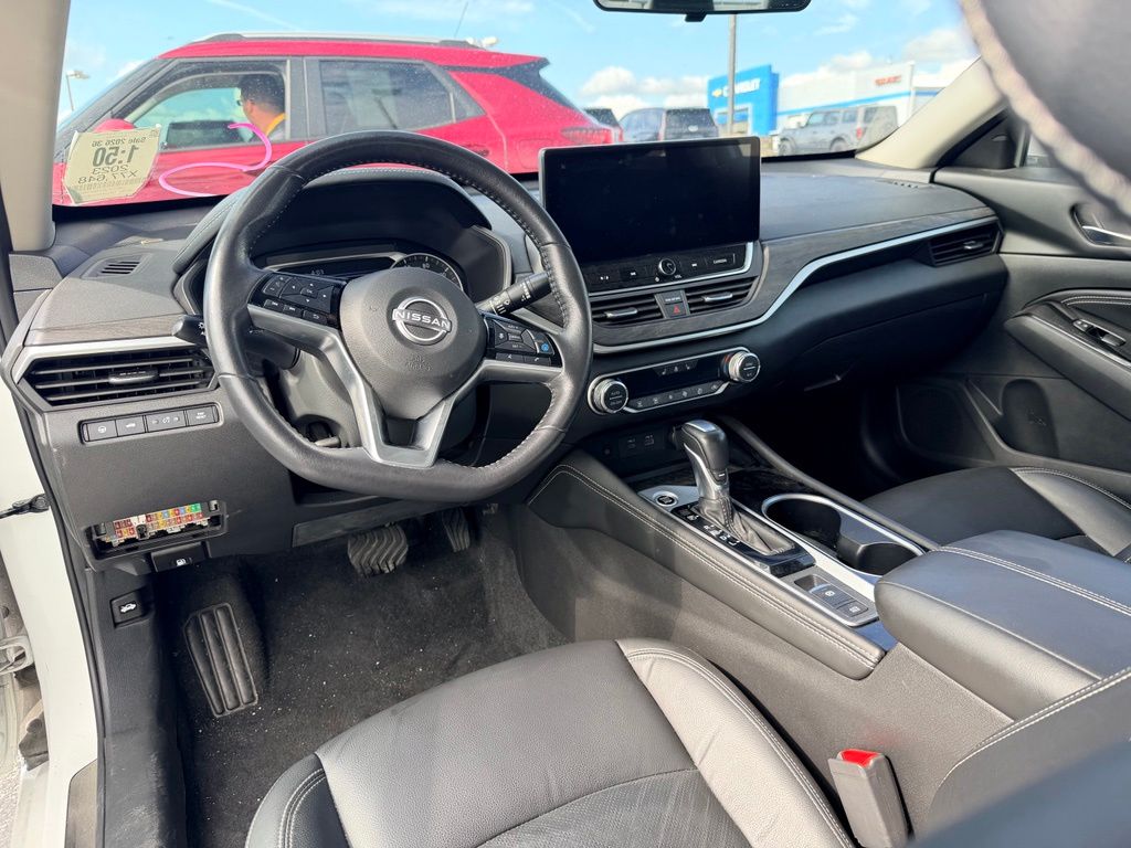 Used 2023 Nissan Altima 2.5 SL with VIN 1N4BL4EW5PN403883 for sale in Kansas City