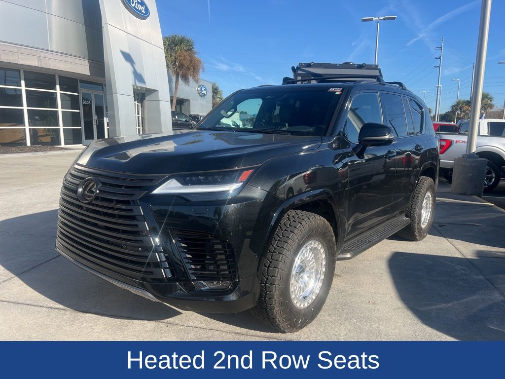 2025 Lexus LX 700h Overtrail