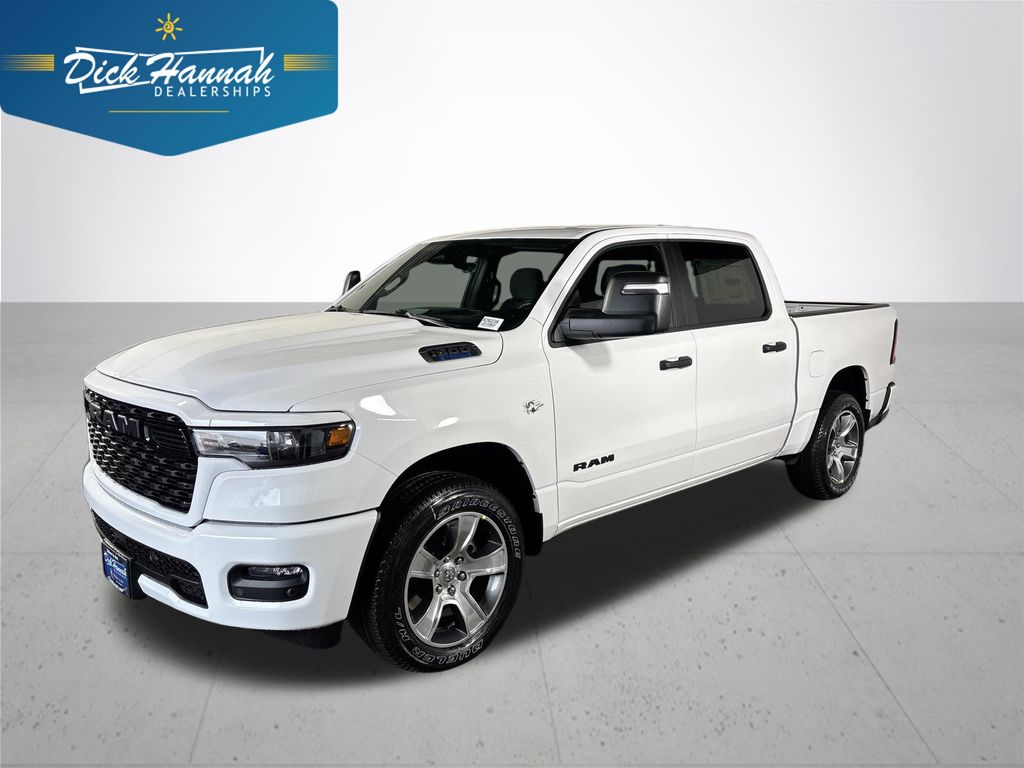 2026 RAM 1500 Express Crew Cab 4WD