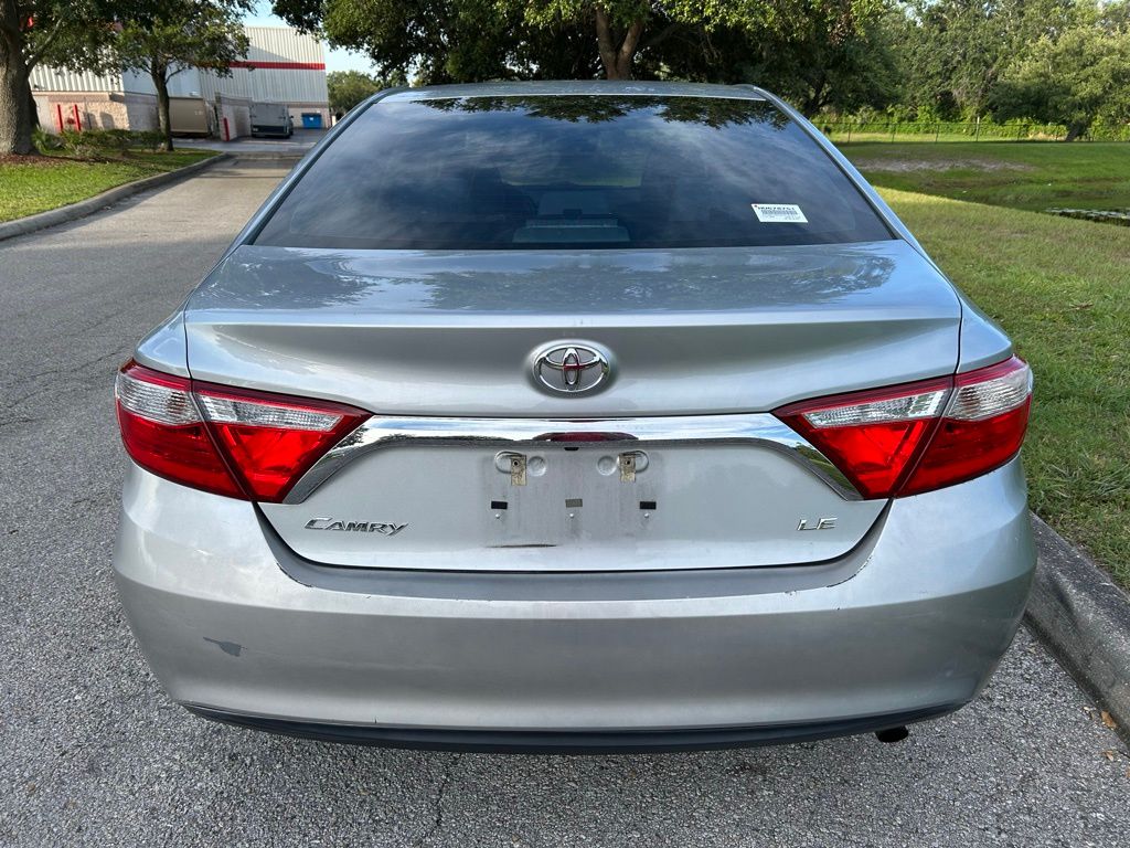 Thumbnail: 2017 Toyota Camry - 4