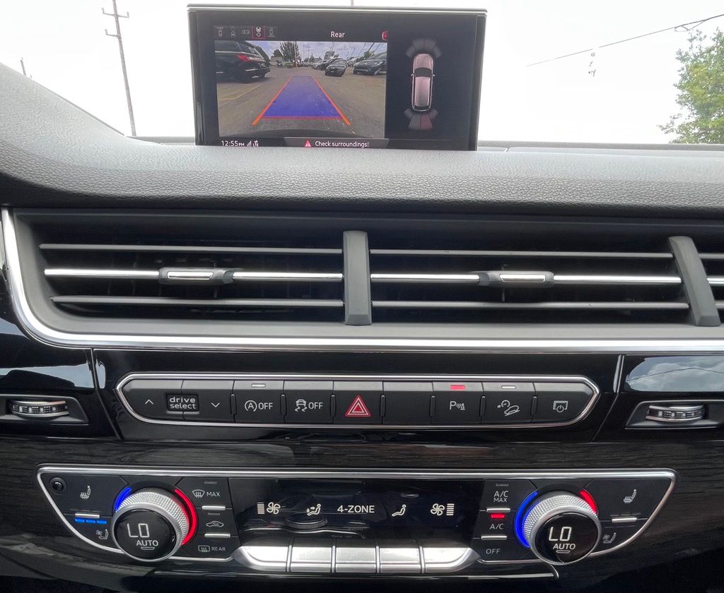 2018 Audi Q7 3.0T Prestige Black at Autostrade