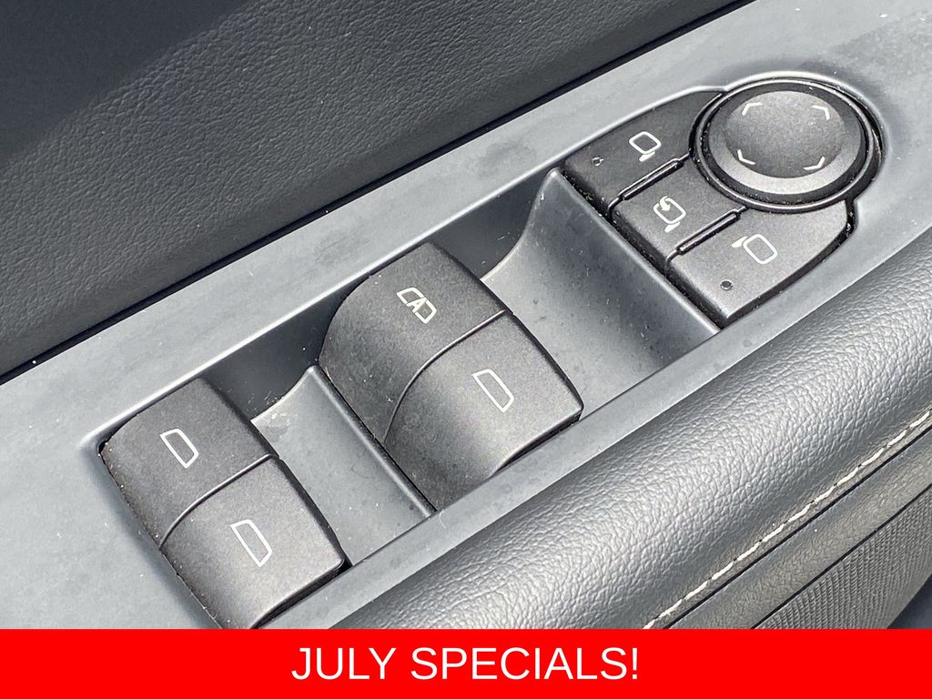 Used 2025 Buick Enclave SUV
