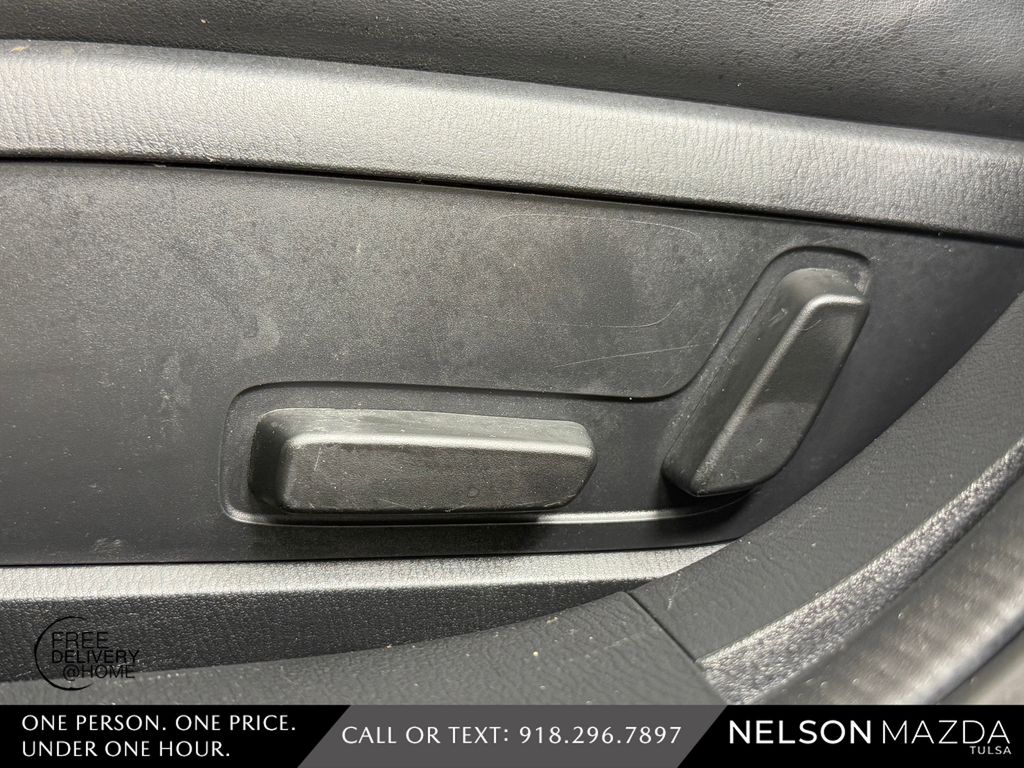 Used 2018 Silver Mazda Touring image 18