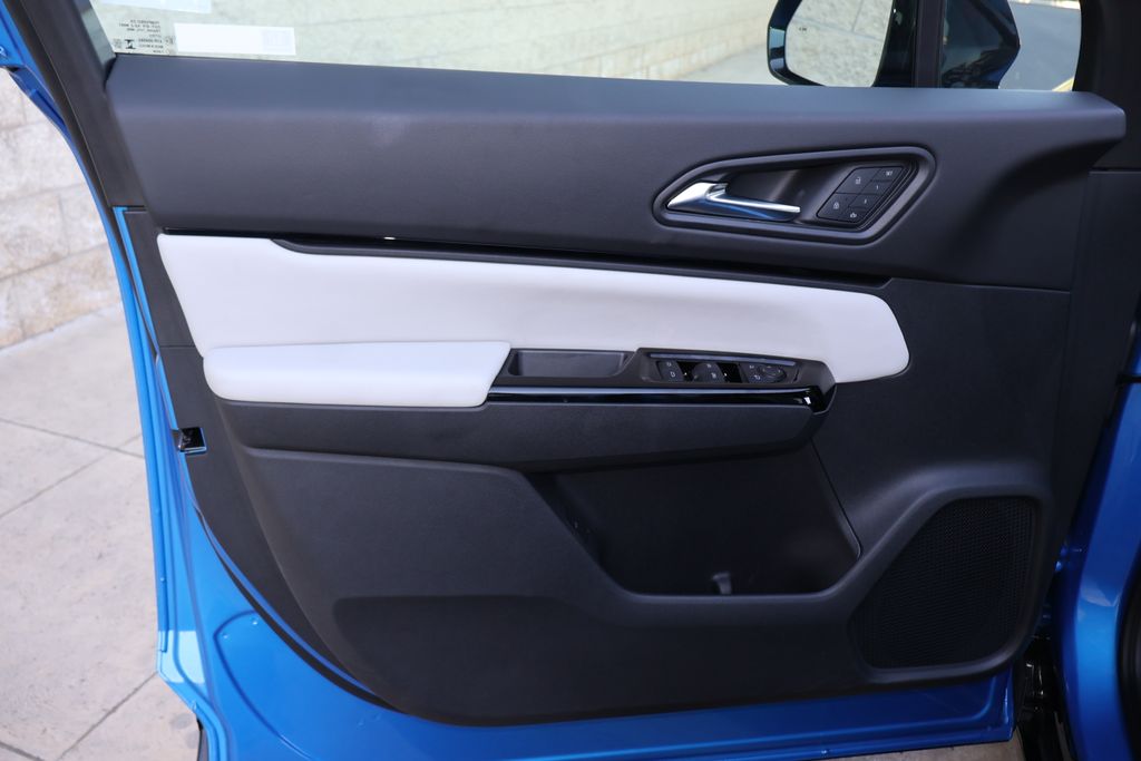 Thumbnail: 2026 Honda Prologue - 25