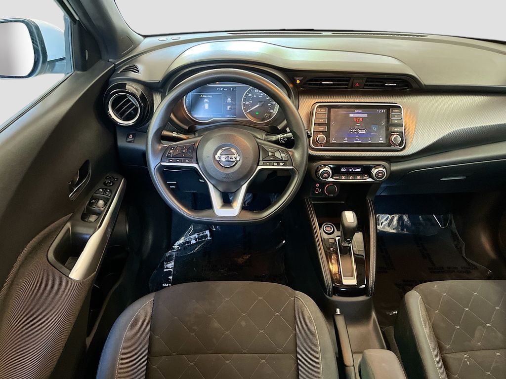 Used 2019 White Nissan SV image 20
