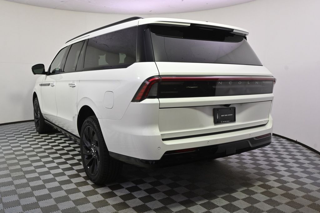 New 2026 White Lincoln Reserve image 4