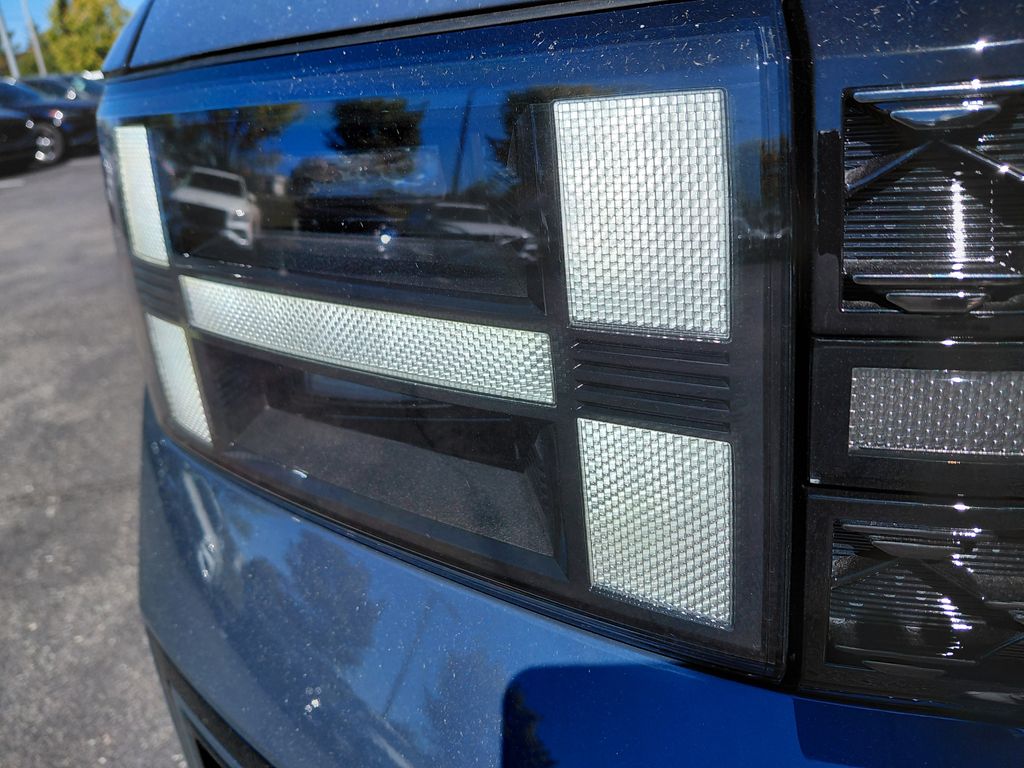 Thumbnail: 2026 Hyundai Santa Fe - 12