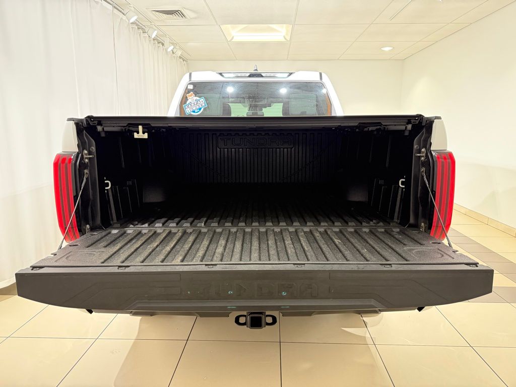 Thumbnail: 2024 Toyota Tundra - 10