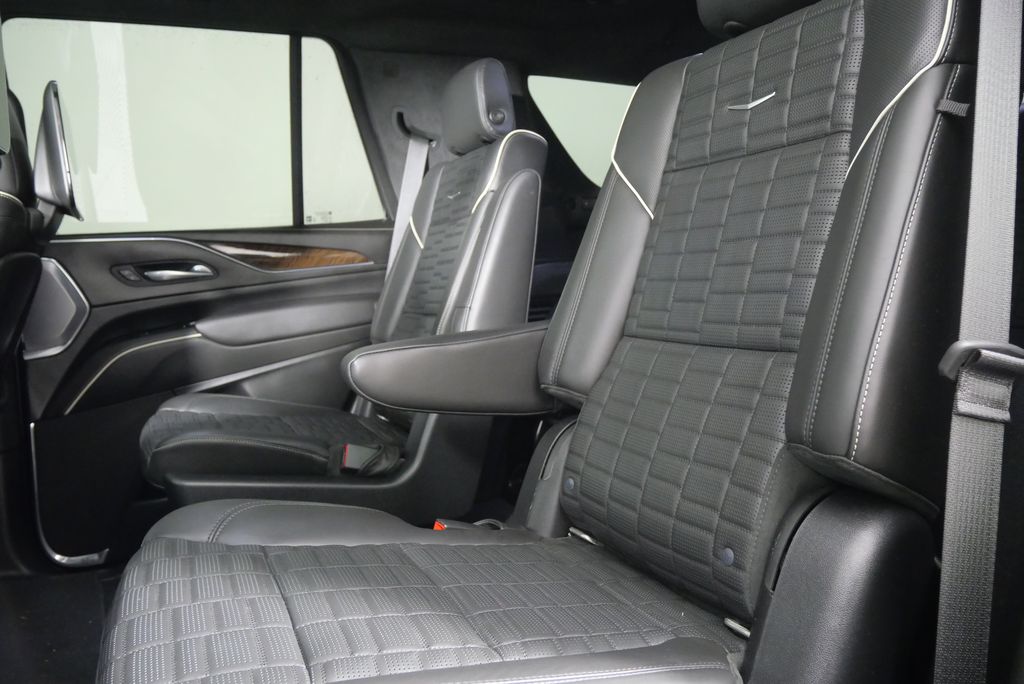 2021 Cadillac Escalade Sport Platinum 16