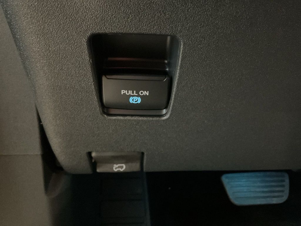 New 2025 Gray Ford Outer Banks image 12