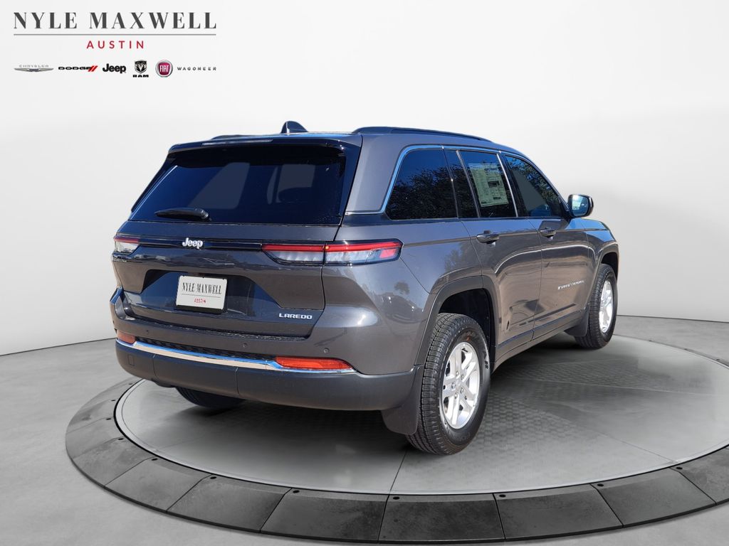 New Car 2025 Jeep Grand Cherokee  Laredo For Sale Under $40,000 In Austin, Texas