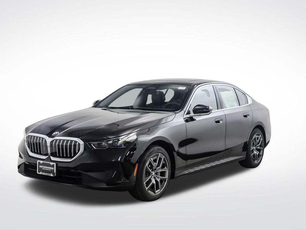 Thumbnail: 2026 BMW 5 Series - 1