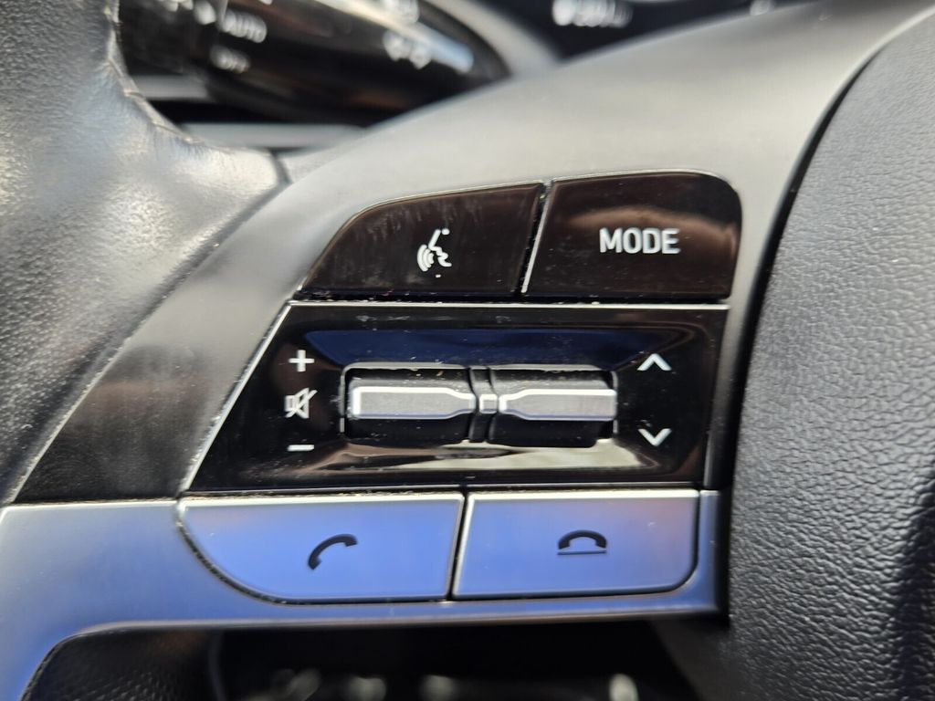 2023 Hyundai Elantra - $18,499