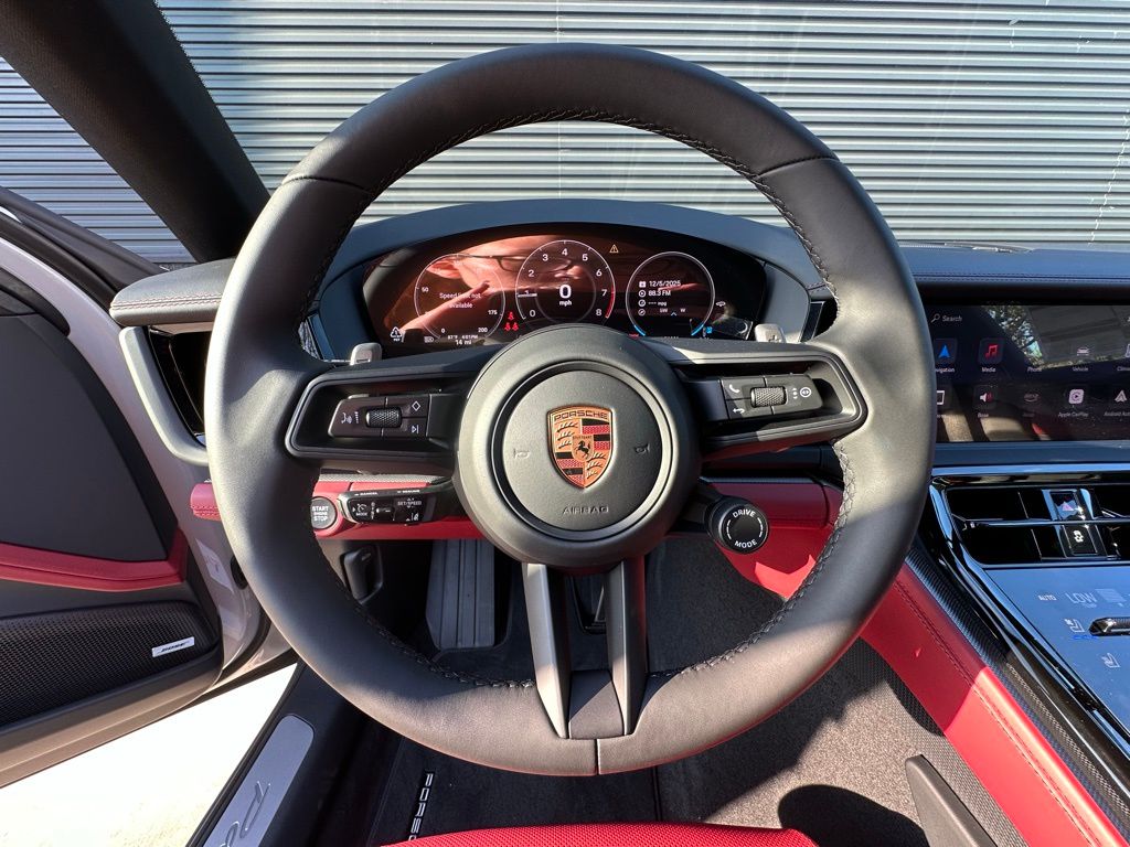 Thumbnail: 2026 Porsche Panamera - 15