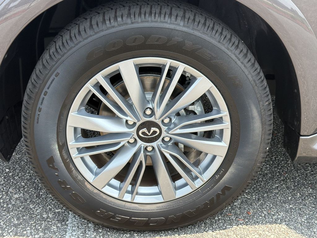 Used 2024 Infiniti QX80 SUV
