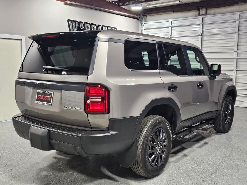 Used 2024  Toyota 1958 image 7