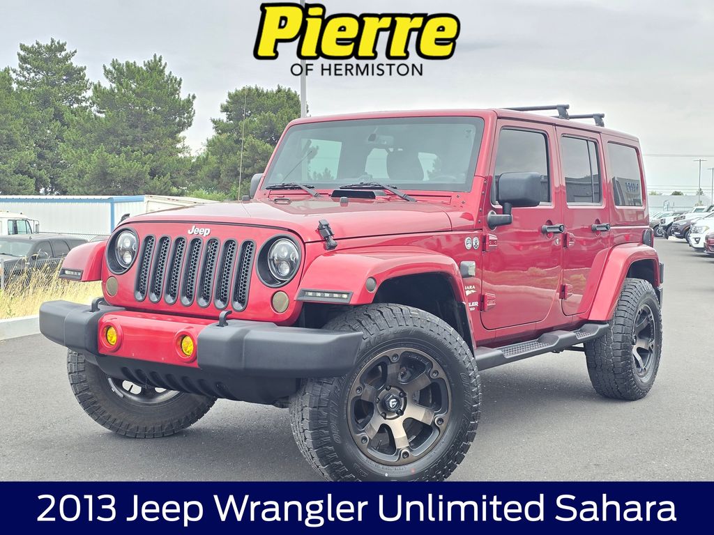 2013 Jeep Wrangler Unlimited Sahara 4WD   