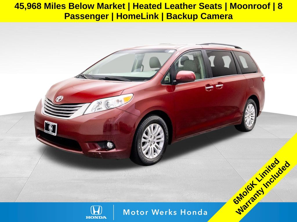 2015 Toyota Sienna XLE 7-Passenger Auto Access Seat