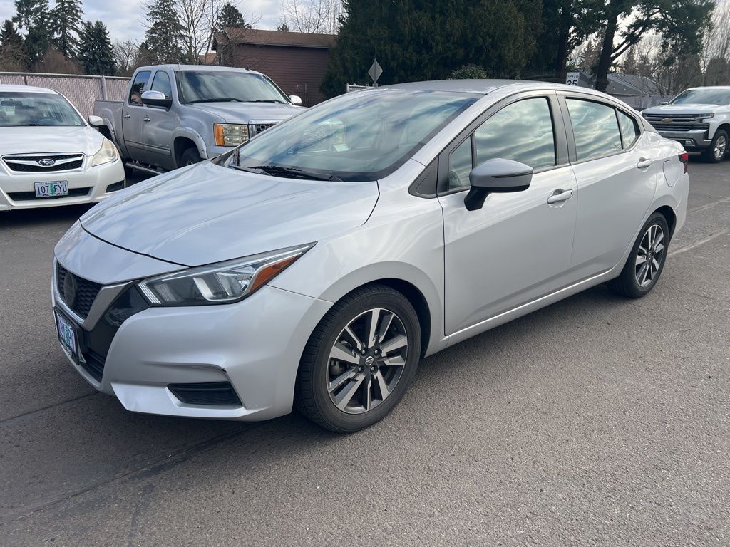 2021 Nissan Versa SV FWD
