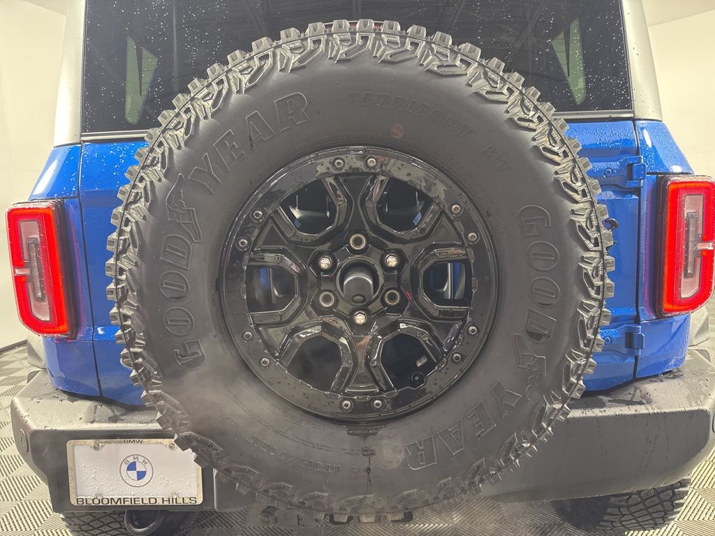 Thumbnail: 2022 Ford Bronco - 10