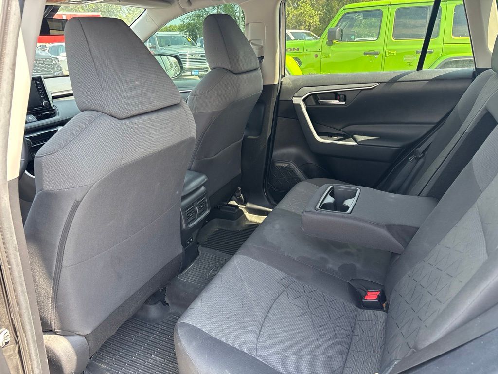 Used 2021 Toyota RAV4 SUV