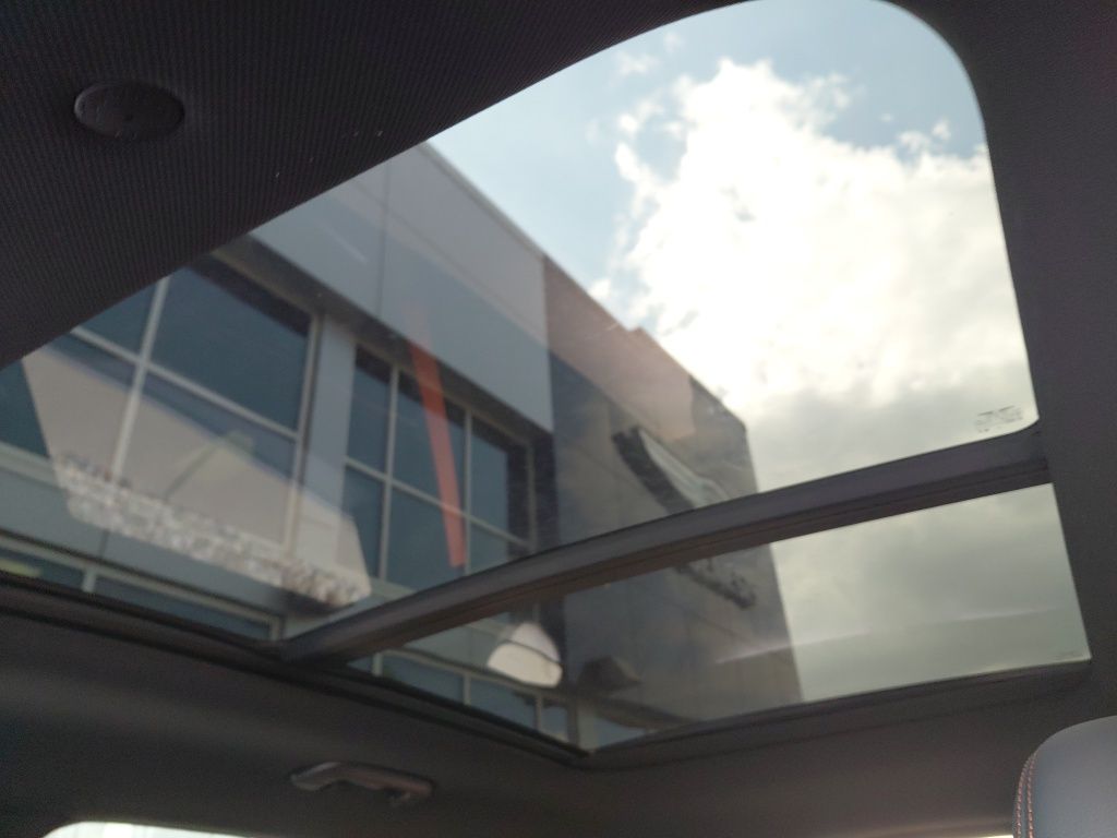 Thumbnail: 2026 Genesis GV70 - 16