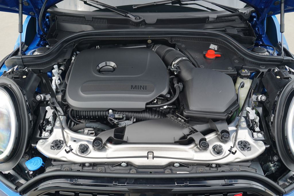 Thumbnail: 2026 MINI Cooper - 12