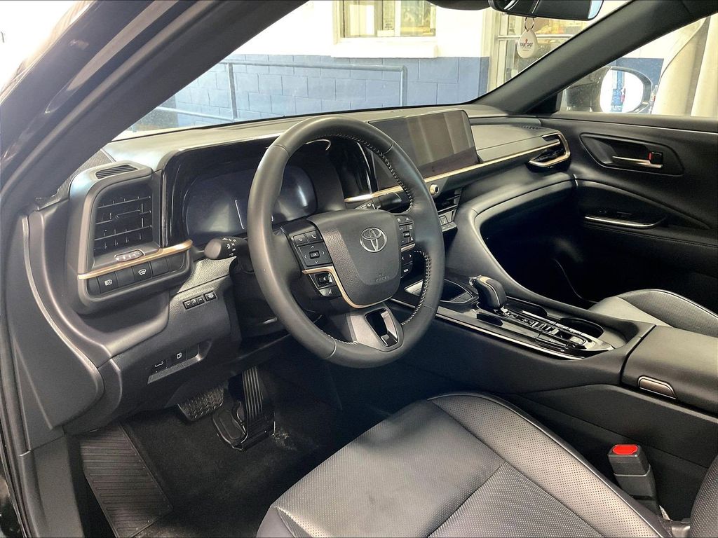 2026 Toyota Crown — photo 8