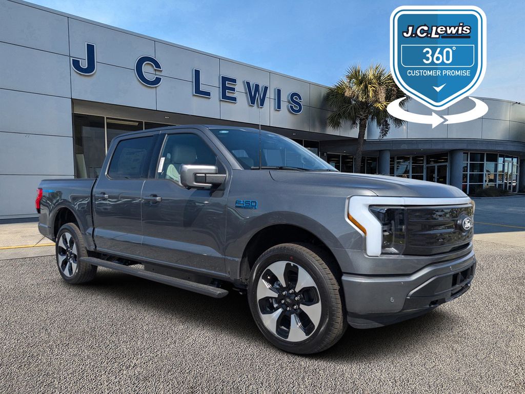 2025 Ford F-150 Lightning Platinum
