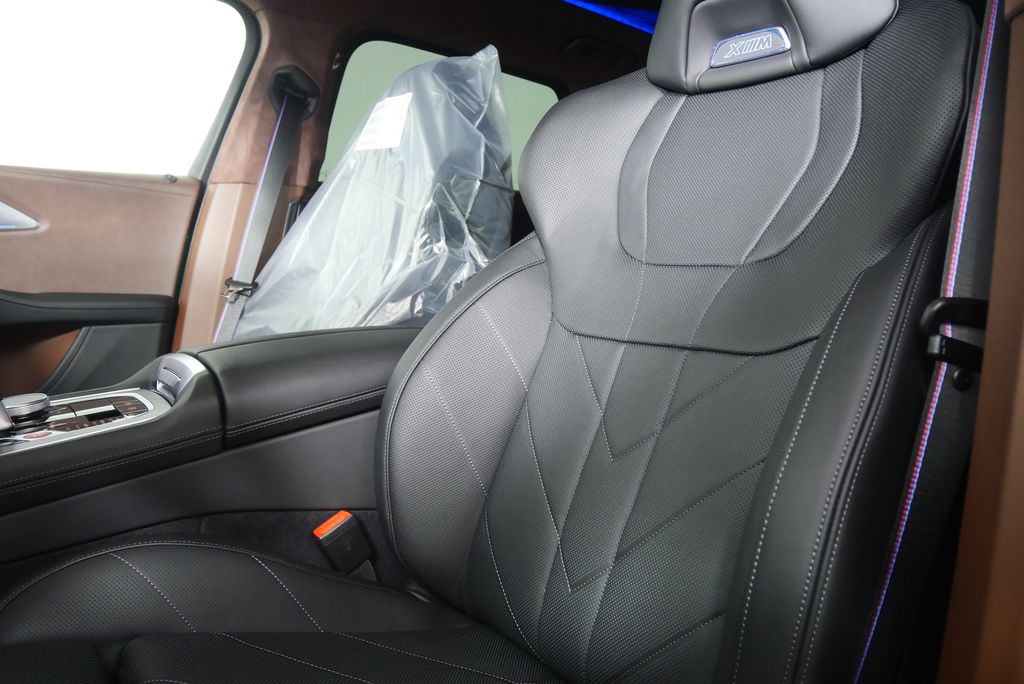 Thumbnail: 2026 BMW XM - 13