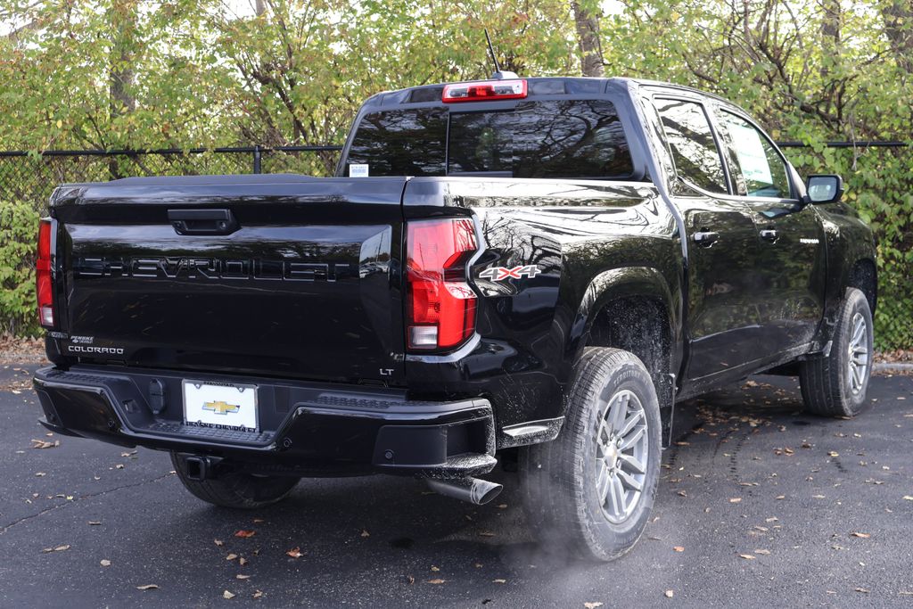 2024 Chevrolet Colorado LT 8