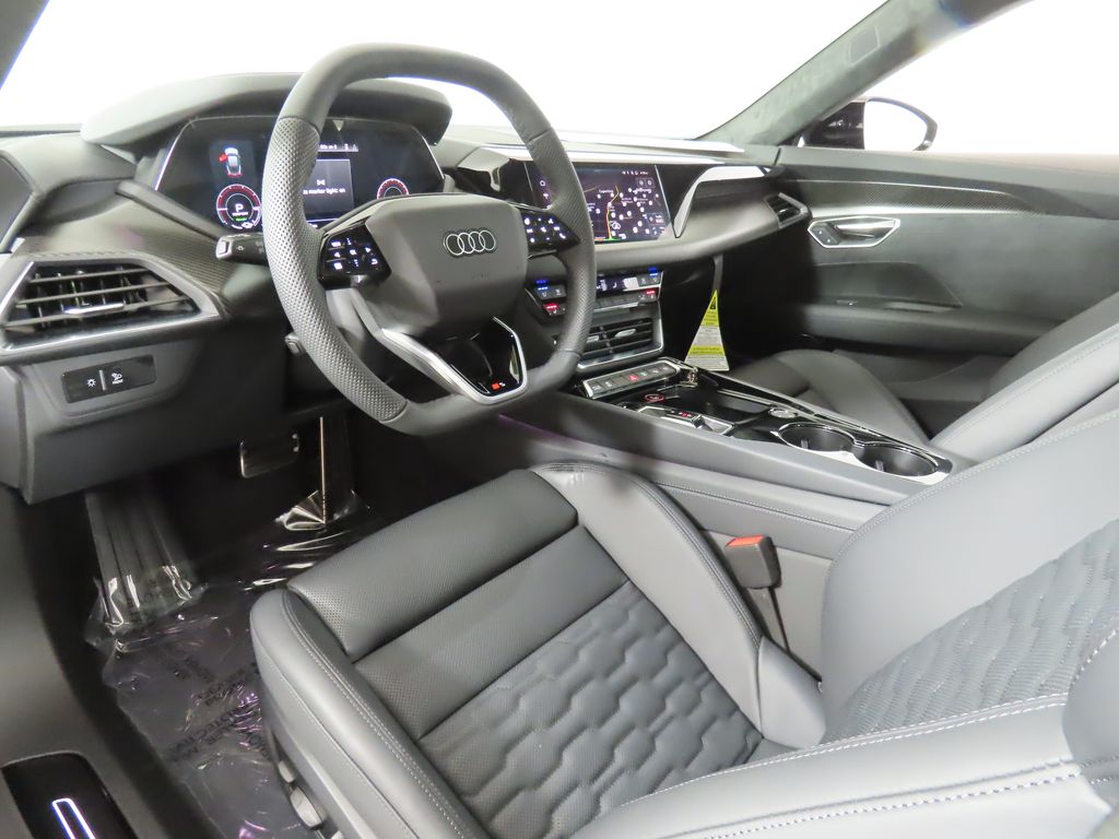 Thumbnail: 2026 Audi e-tron GT - 27