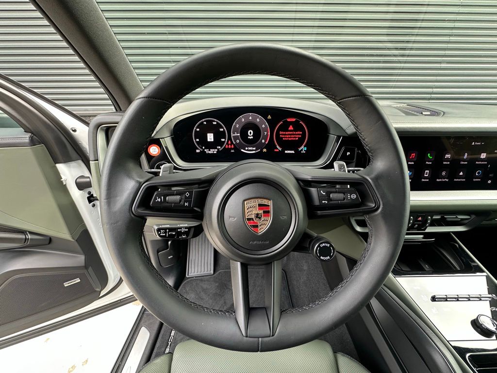 Thumbnail: 2024 Porsche Cayenne - 23