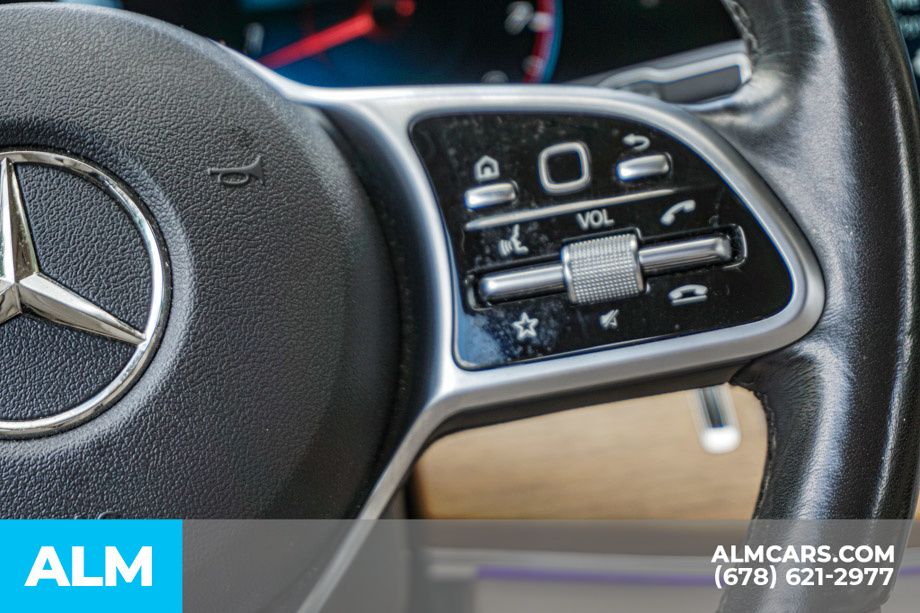 Used 2020 Beige Mercedes-Benz GLE 350 image 30