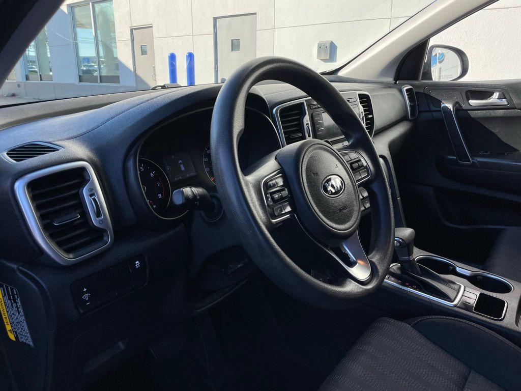 Thumbnail: 2017 Kia Sportage - 26