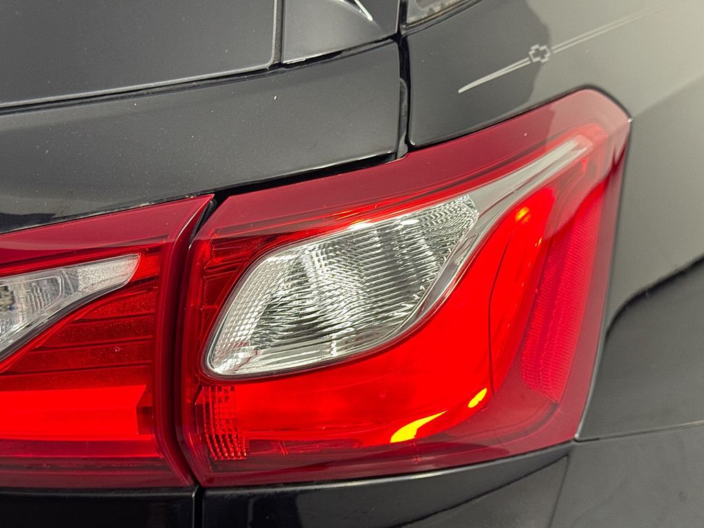 Used Car 2018 Chevrolet Equinox  Premier For Sale Under $20,000 In Austin, Texas