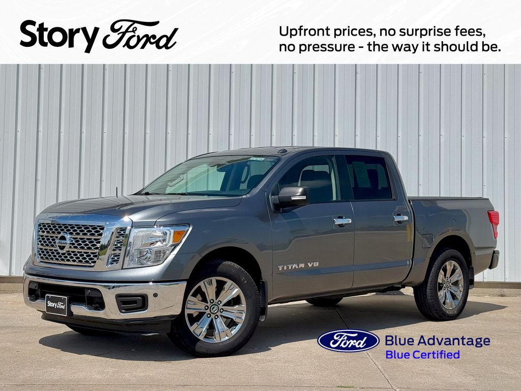 2018 Nissan Titan SV Crew Cab 4WD