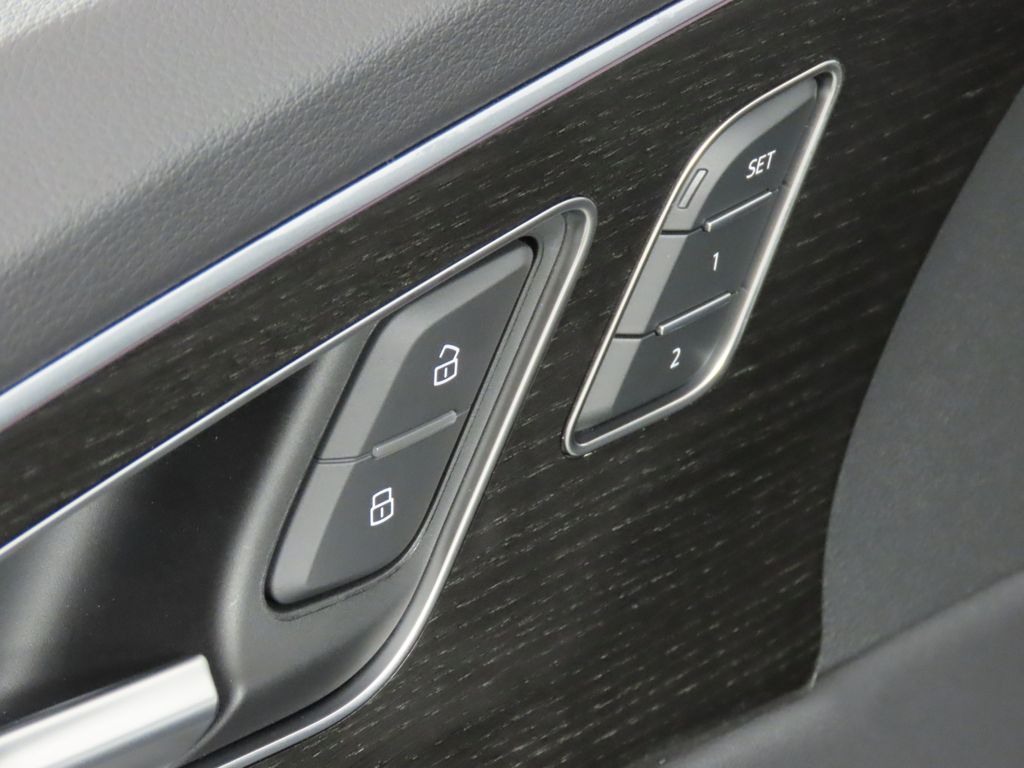 Thumbnail: 2026 Audi Q7 - 29